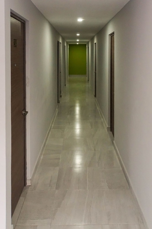 Imagen de los interiores del Hotel HC Express. Foto 18