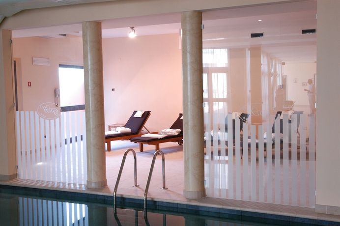 Imagen de la piscina del Hotel HC Hotel Cremona Pilgrim's. Foto 15