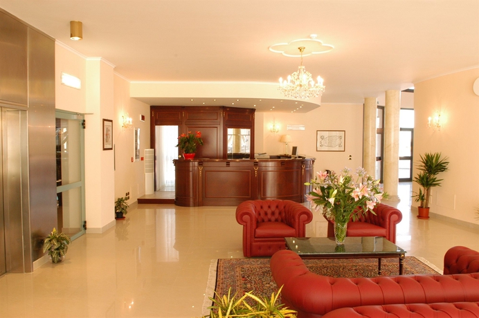 Imagen de los interiores del Hotel HC Hotel Cremona Pilgrim's. Foto 11
