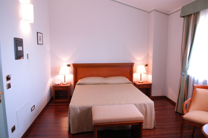 Imagen de la habitación del Hotel HC Hotel Cremona Pilgrim's. Foto 4