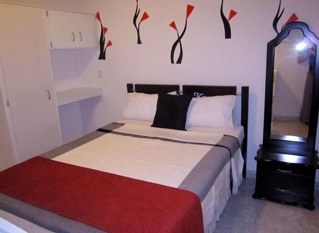 Imagen de la habitación del Hotel HCR Cali. Foto 10