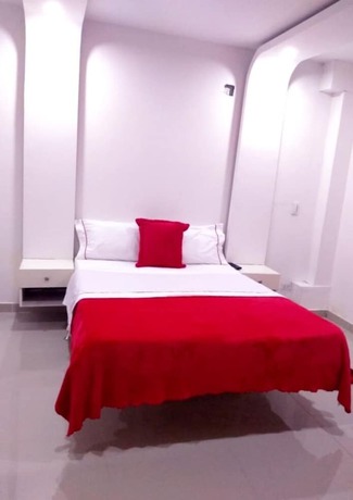 Imagen de la habitación del Hotel HCR Pasarela. Foto 2