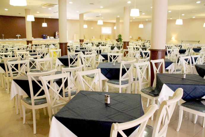 Imagen del bar/restaurante del Hotel HD Lobos Natura Fuerteventura (Antes: Oasis Village)_Apertura finales de abril de 2025. Foto 3