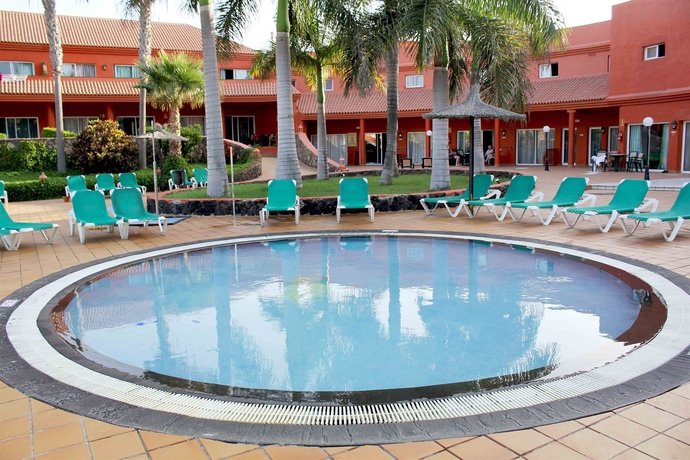 Imagen de la piscina del Hotel HD Lobos Natura Fuerteventura. Foto 10