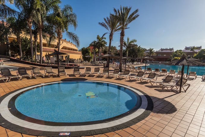 Imagen de la piscina del Hotel HD Lobos Natura Fuerteventura. Foto 14