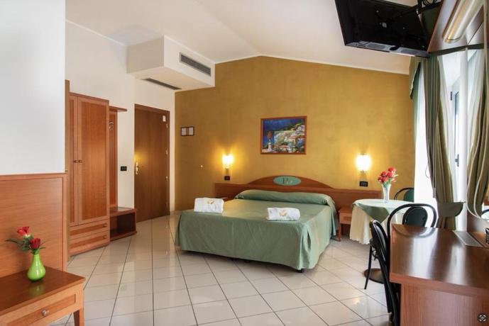 Imagen de la habitación del Hotel HD Milano. Foto 4