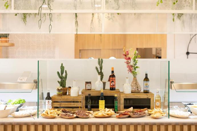 Imagen del bar/restaurante del Hotel HD Parque Crist&oacute;bal Gran Canaria. Foto 1