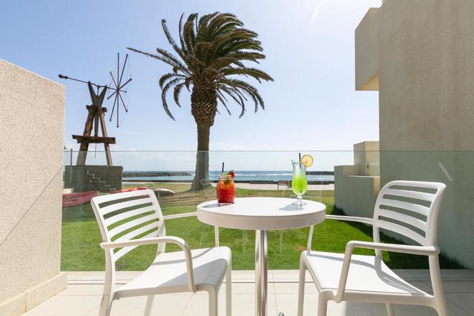 Imagen de los exteriores del Hotel HD Sensarena - Adults Only. Foto 13