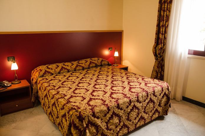 Imagen de la habitación del Hotel HDomus. Foto 3