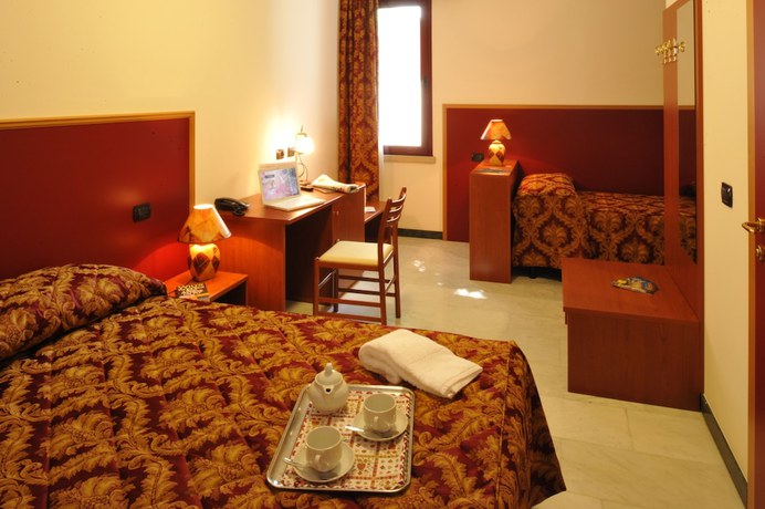 Imagen de la habitación del Hotel HDomus. Foto 12