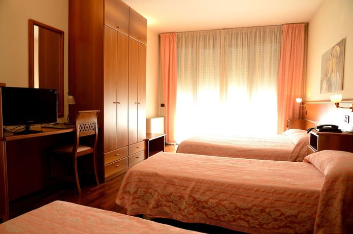 Imagen de la habitación del Hotel HDomus. Foto 13