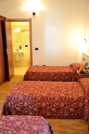 Imagen de la habitación del Hotel HDomus. Foto 16