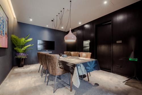 Imagen de la habitación del Hotel HE DESIGNER HOTEL Xi\'an Drum Tower & YONGNING Gate Branch. Foto 6