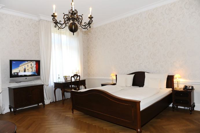 Imagen de la habitación del Hotel HELIOPARK Bad Zum Hirsch. Foto 7