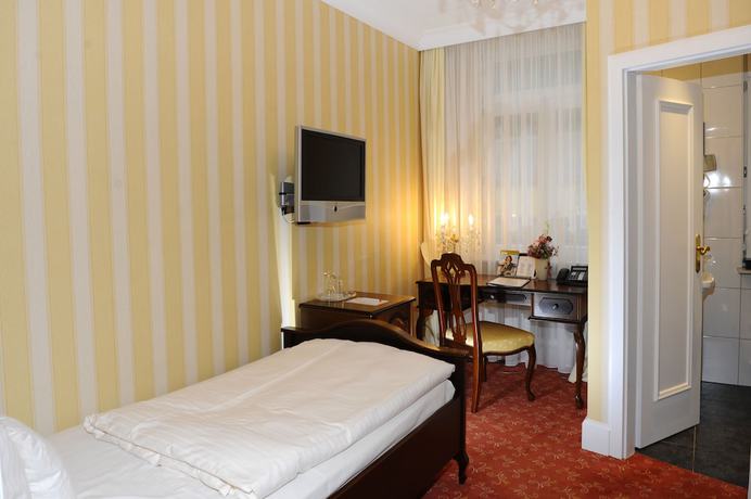 Imagen de la habitación del Hotel HELIOPARK Bad Zum Hirsch. Foto 9