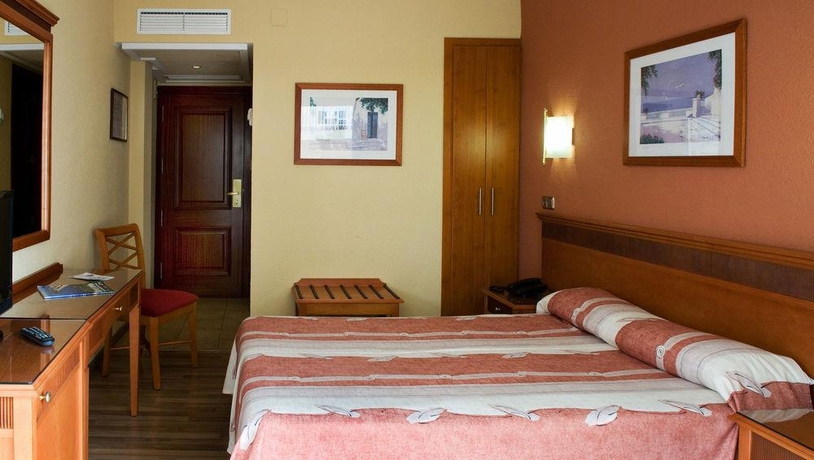 Imagen general del Hotel HELIOS LLORET. Foto 5