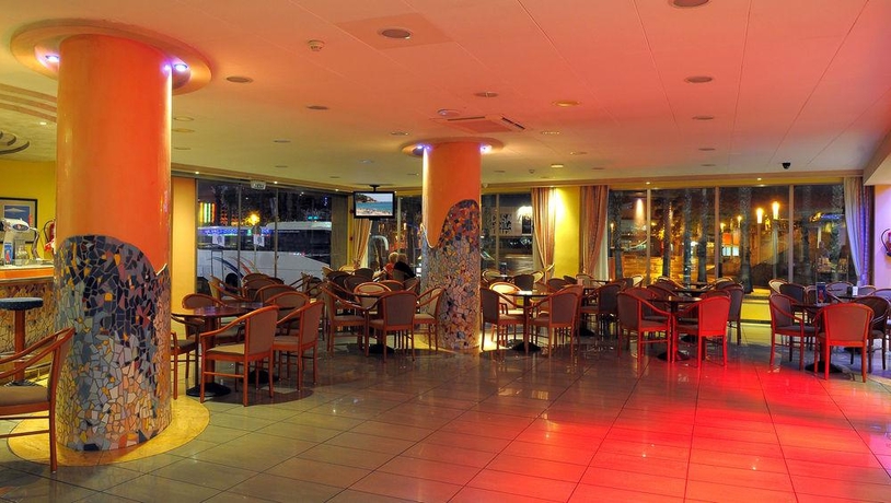 Imagen general del Hotel HELIOS LLORET. Foto 13