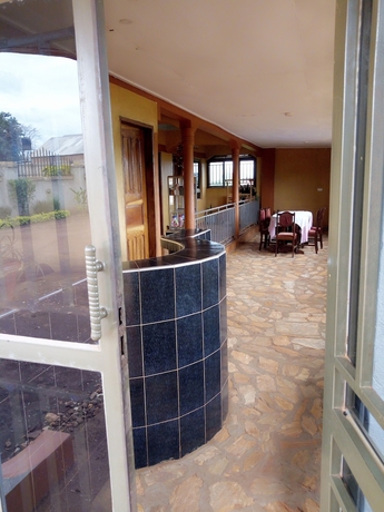 Imagen de los interiores del Hotel HEM Guest House. Foto 9