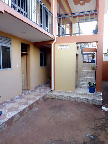 Imagen de los exteriores del Hotel HEM Guest House. Foto 7