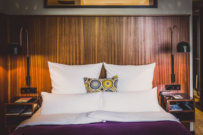 Imagen de la habitación del Hotel HENRI Düsseldorf Downtown. Foto 6