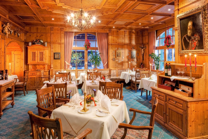 Imagen del bar/restaurante del Hotel HENRI Hotel Garmisch-Partenkirchen. Foto 5