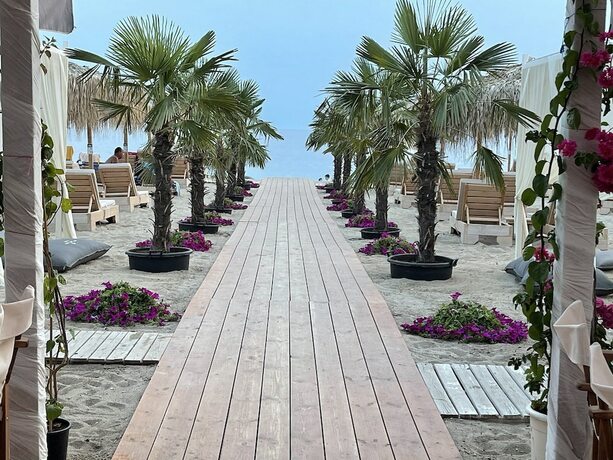 Imagen general del Hotel HERACLEA SUITES. Foto 14