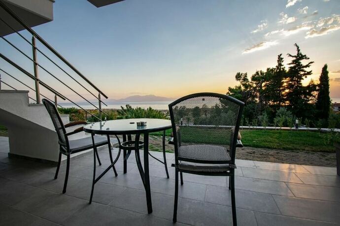 Imagen general del Hotel HERACLEA SUITES. Foto 15