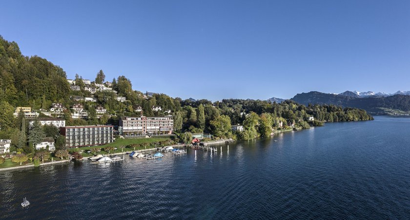 Imagen de los exteriores del Hotel HERMITAGE Lake Lucerne - Beach Club & Lifestyle. Foto 7