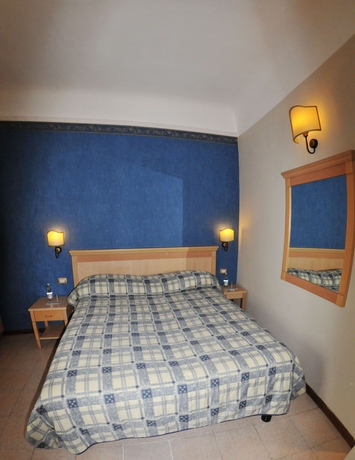 Imagen de la habitación del Hotel HHB hotel Firenze Santa Maria Novella. Foto 8