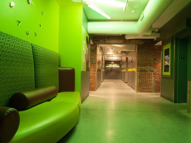 Imagen de los interiores del Hotel HI Boston - Hostel. Foto 19