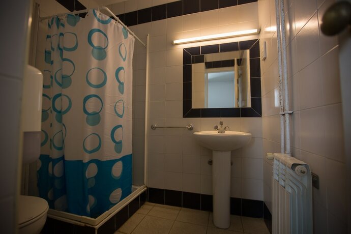 Imagen de la habitación del Hotel HI Coimbra - Pousada de Juventude - Hostel. Foto 17