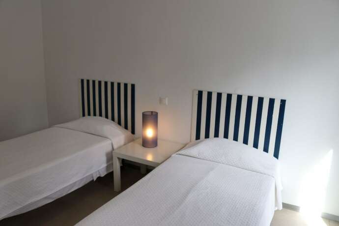 Imagen general del Hotel HI Espinho - Pousada de Juventude - Hostel. Foto 5