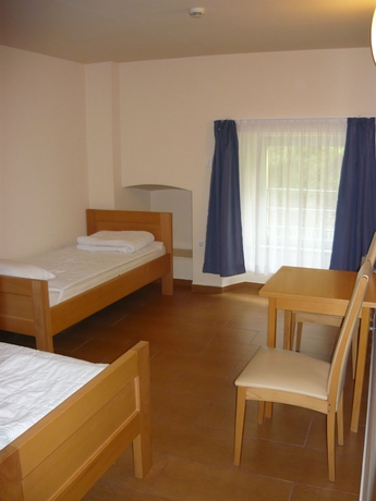 Imagen de la habitación del Hotel HI Hostel Rijeka. Foto 4