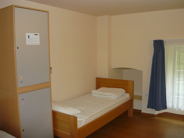 Imagen de la habitación del Hotel HI Hostel Rijeka. Foto 10