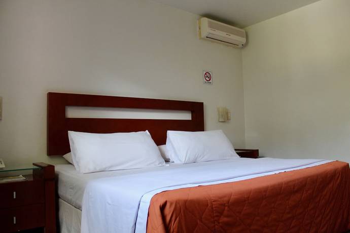 Imagen de la habitación del Hotel HI Huasteca Inn. Foto 9