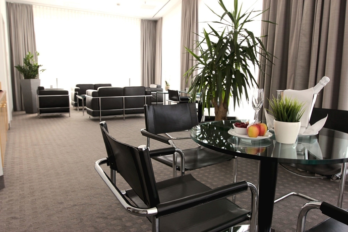 Imagen de la habitación del Hotel HI International Hamburg. Foto 9