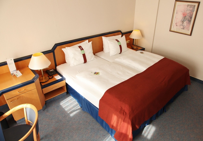 Imagen de la habitación del Hotel HI International Hamburg. Foto 14