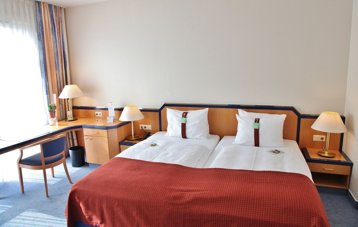 Imagen de la habitación del Hotel HI International Hamburg. Foto 15