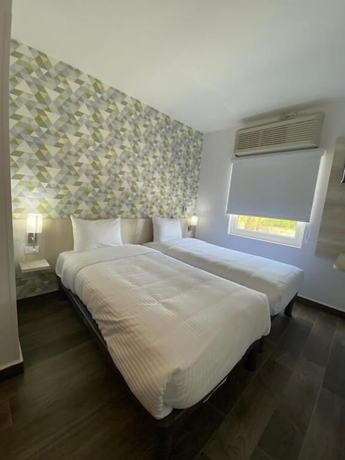 Imagen de la habitación del Hotel HI MONTERREY AEROPUERTO. Foto 2