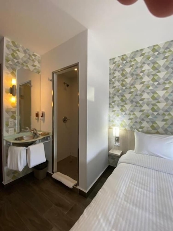 Imagen de la habitación del Hotel HI MONTERREY AEROPUERTO. Foto 9