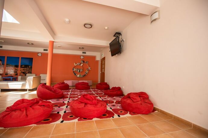 Imagen general del Hotel HI Portimão – Pousada de Juventude - Hostel. Foto 6