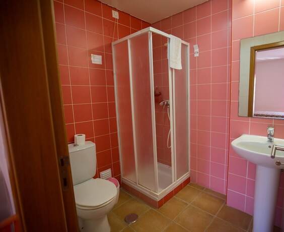 Imagen de la habitación del Hotel HI Portimão – Pousada de Juventude - Hostel. Foto 18