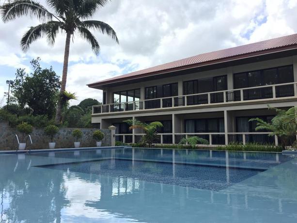 Imagen de la piscina del Hotel HILLCREEK GARDENS TAGAYTAY HOTEL. Foto 5