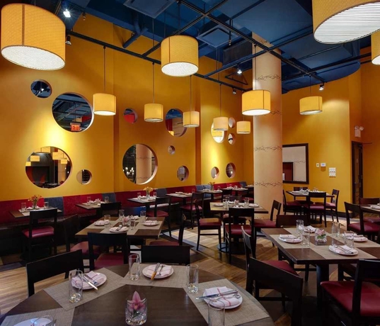 Imagen del bar/restaurante del Hotel HILTON NEW YORK FASHION DISTRICT. Foto 4