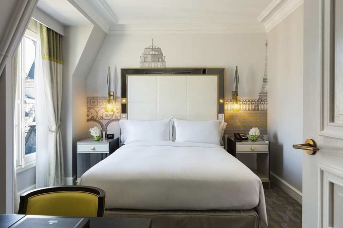 Imagen de la habitación del Hotel HILTON OPERA PARIS. Foto 3