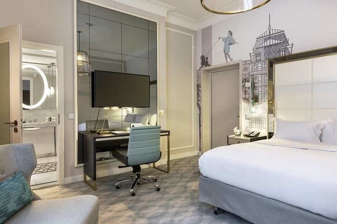Imagen de la habitación del Hotel HILTON OPERA PARIS. Foto 4