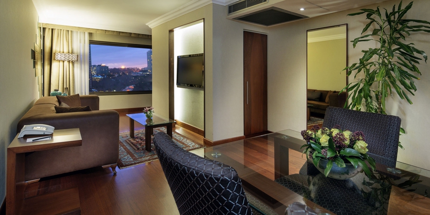 Imagen de los interiores del Hotel HILTON PARKSA ISTANBUL. Foto 15