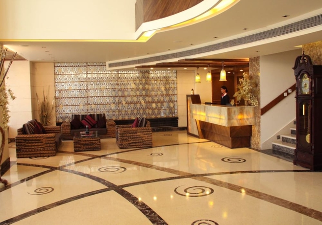 Imagen de los interiores del Hotel HK Clarks Inn, Amritsar. Foto 16