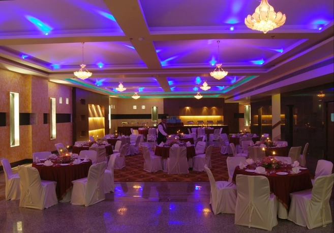 Imagen de los interiores del Hotel HK Clarks Inn, Amritsar. Foto 17