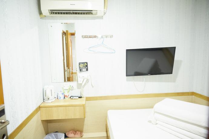 Imagen de la habitación del Hotel HK Haosheng. Foto 11